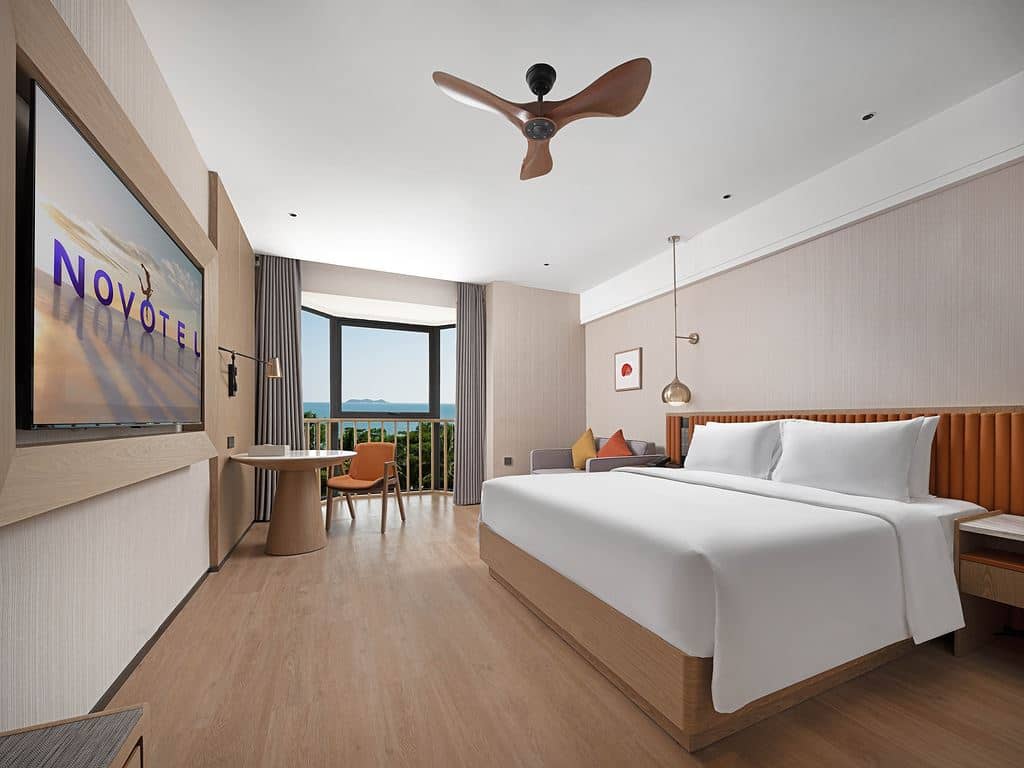 rooms-executive-ocean-king-room