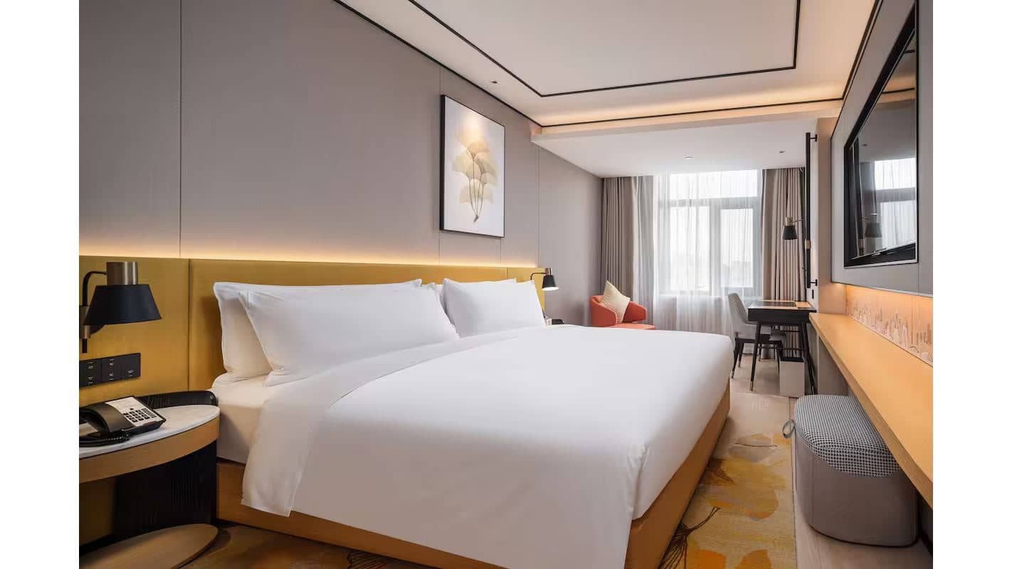 rooms-garden-king-room
