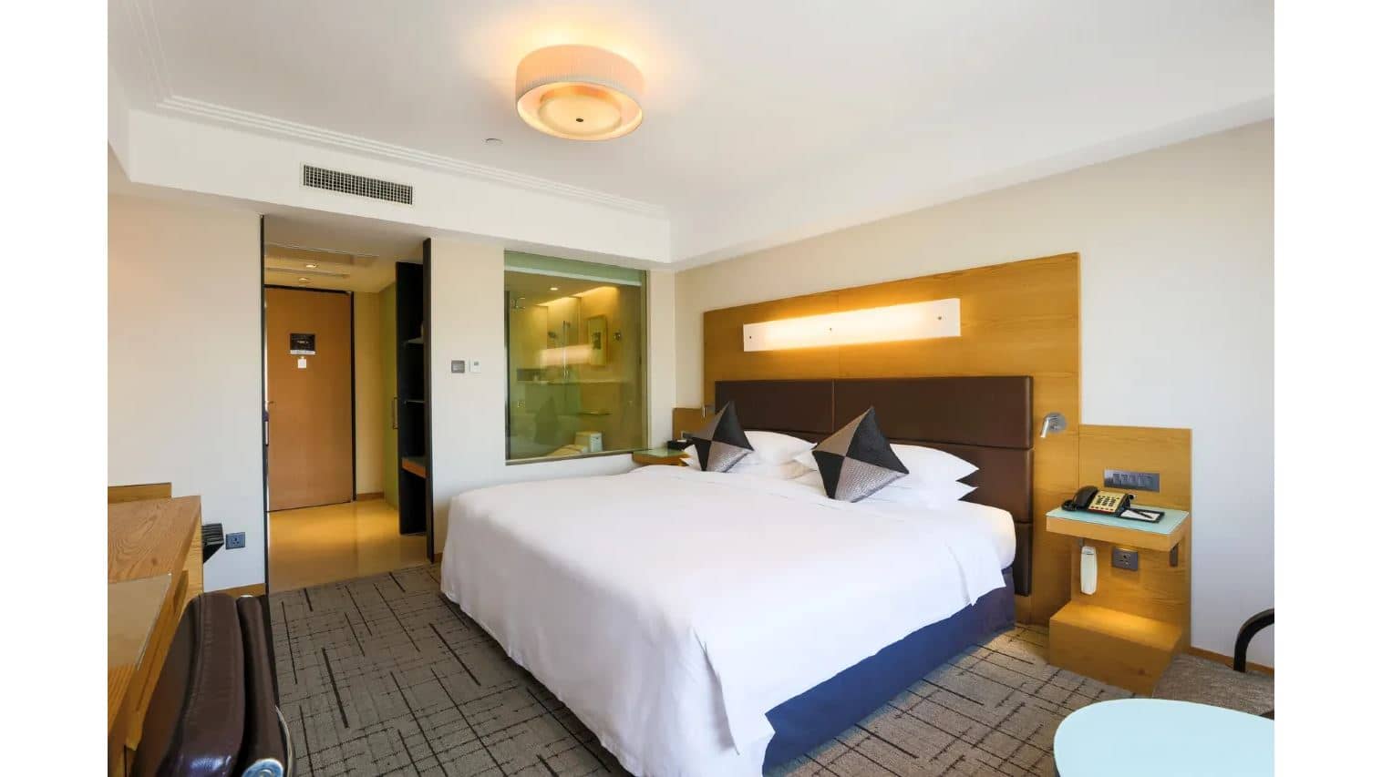 rooms-superior-room