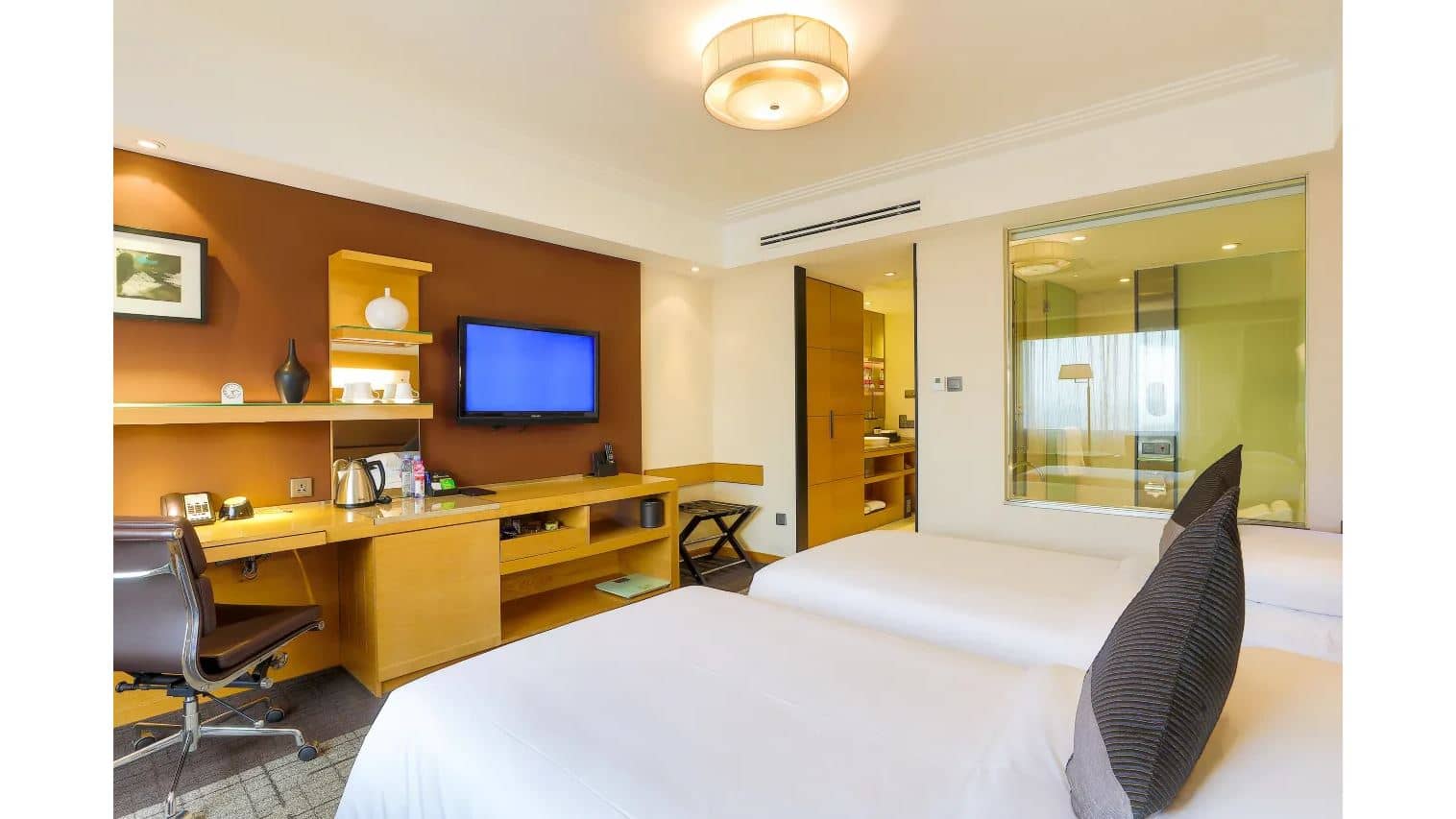 rooms-superior-room