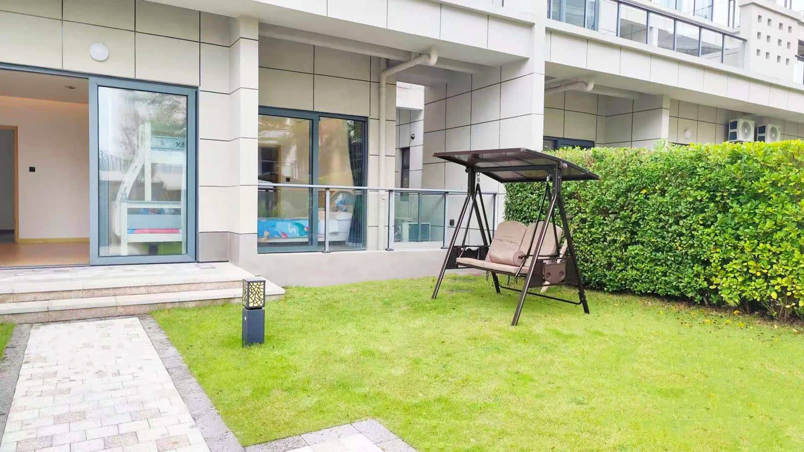 rooms-courtyard-family-suite
