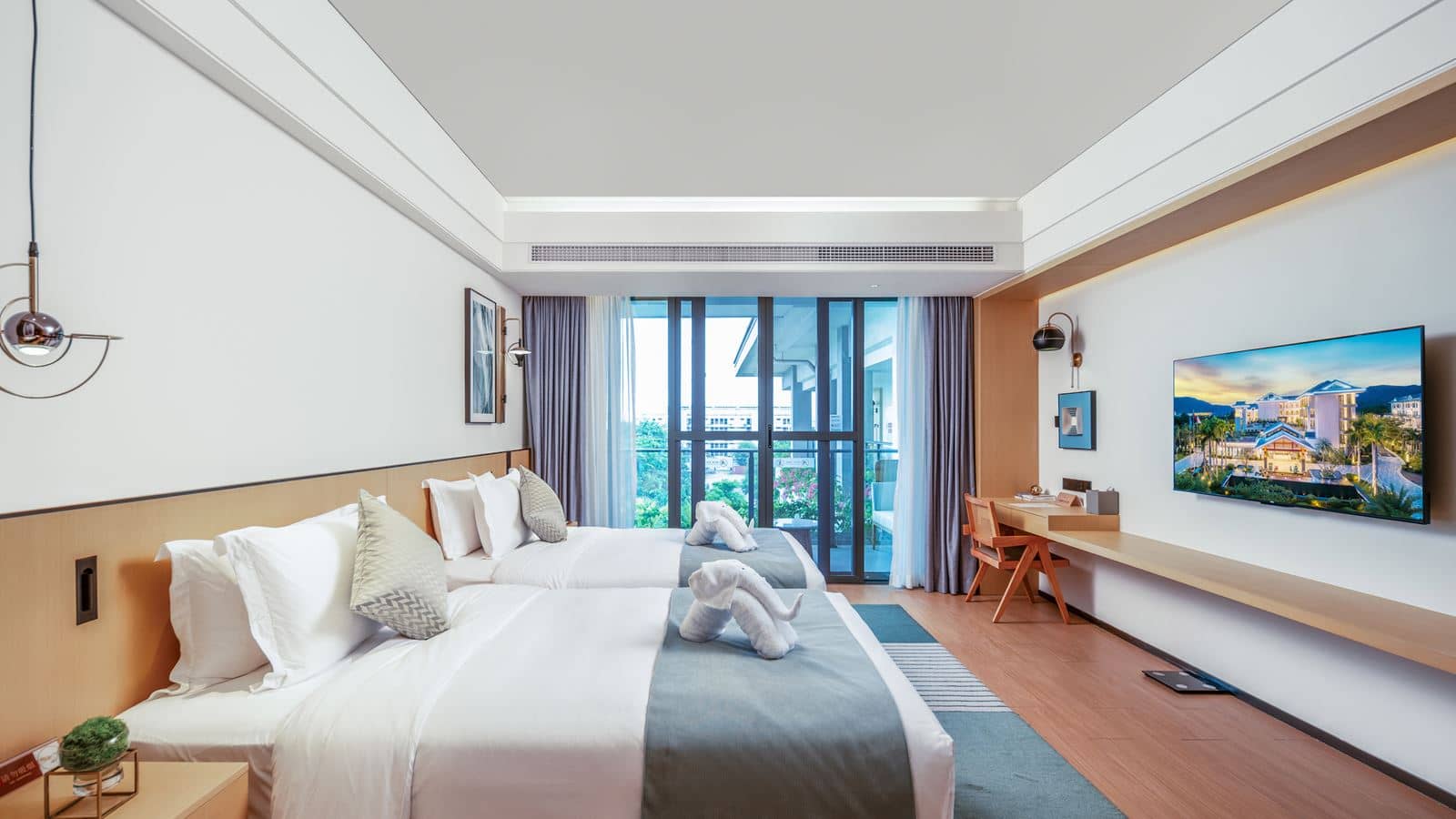 rooms-mountain-view-room