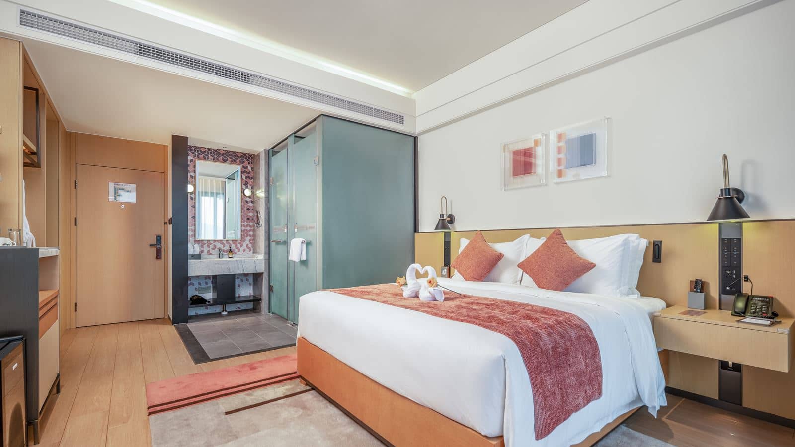 rooms-mountain-view-room
