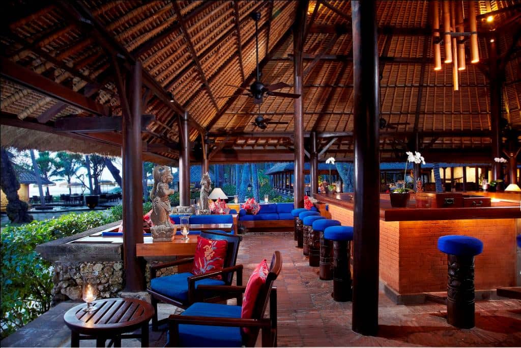 bars-kayu-bar