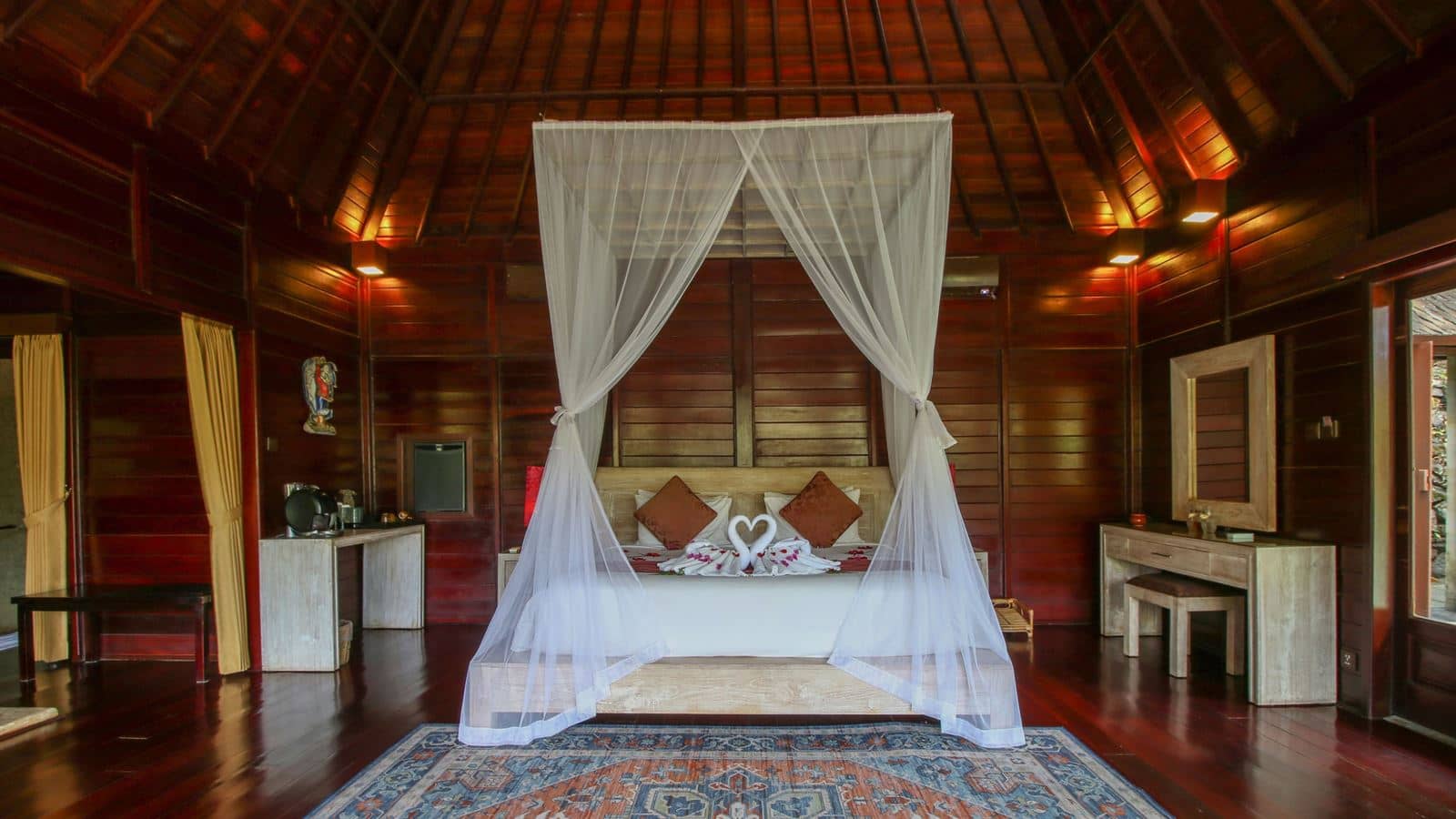 rooms-river-front-pool-villa