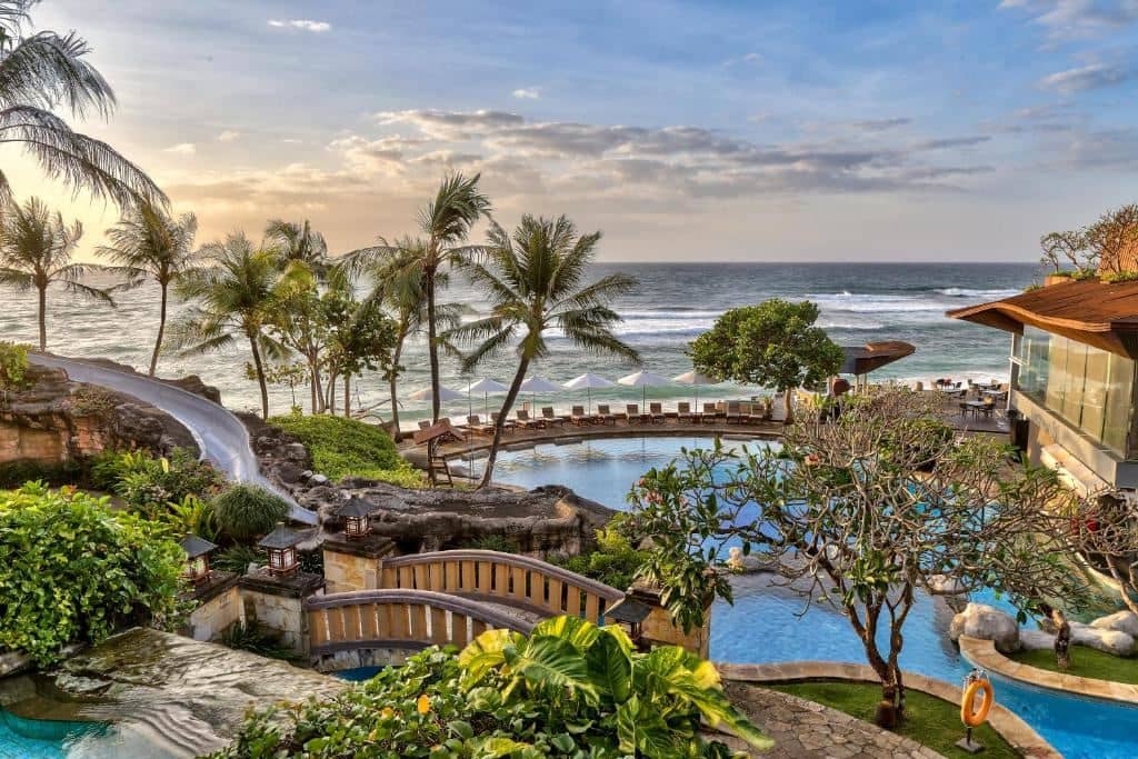 pools-outdoor-pool