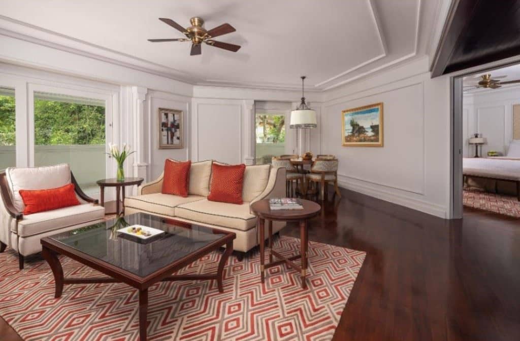 rooms-one-bedroom-suite-club-lounge-access