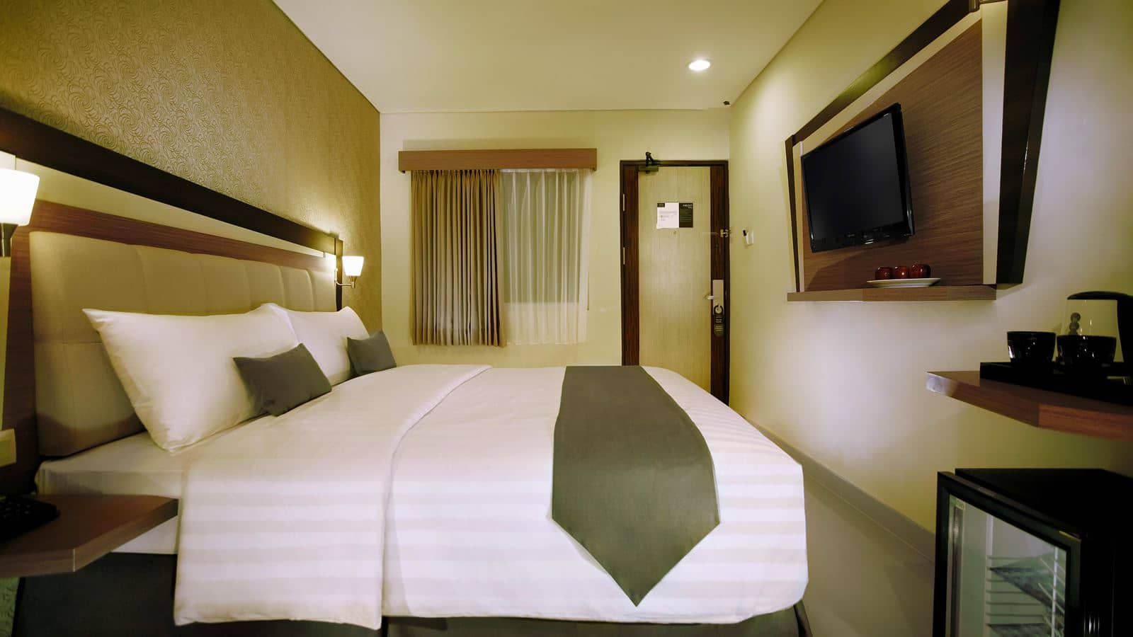 rooms-standard-room