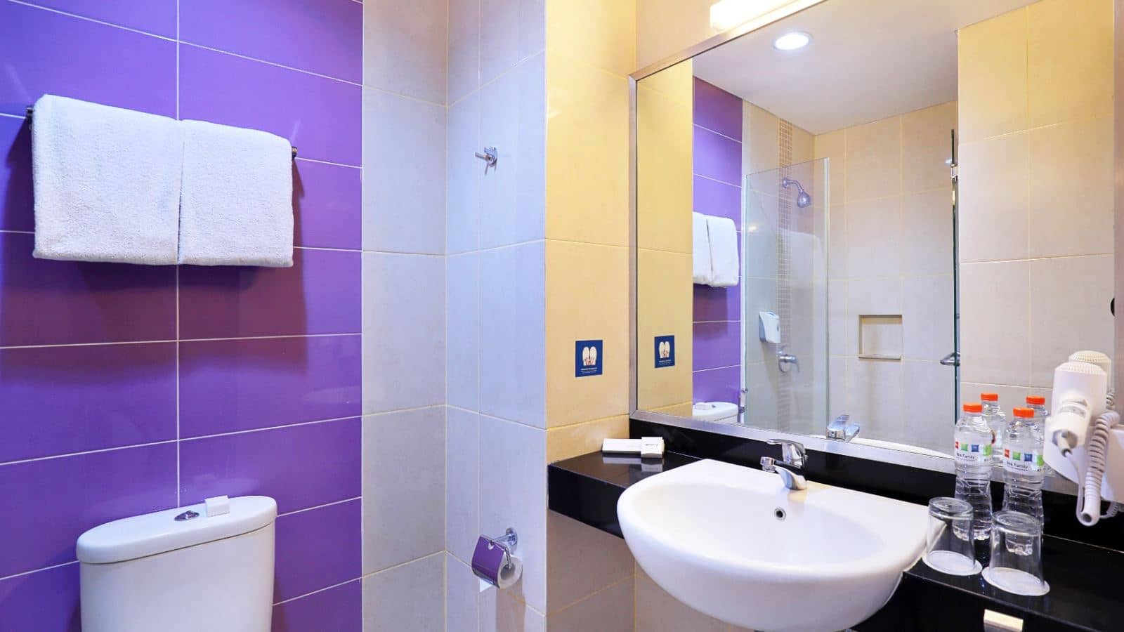 rooms-superior-room
