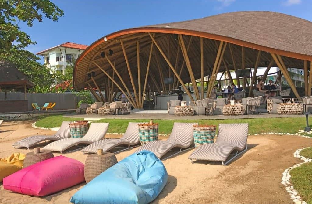 bars-warung-bamboo