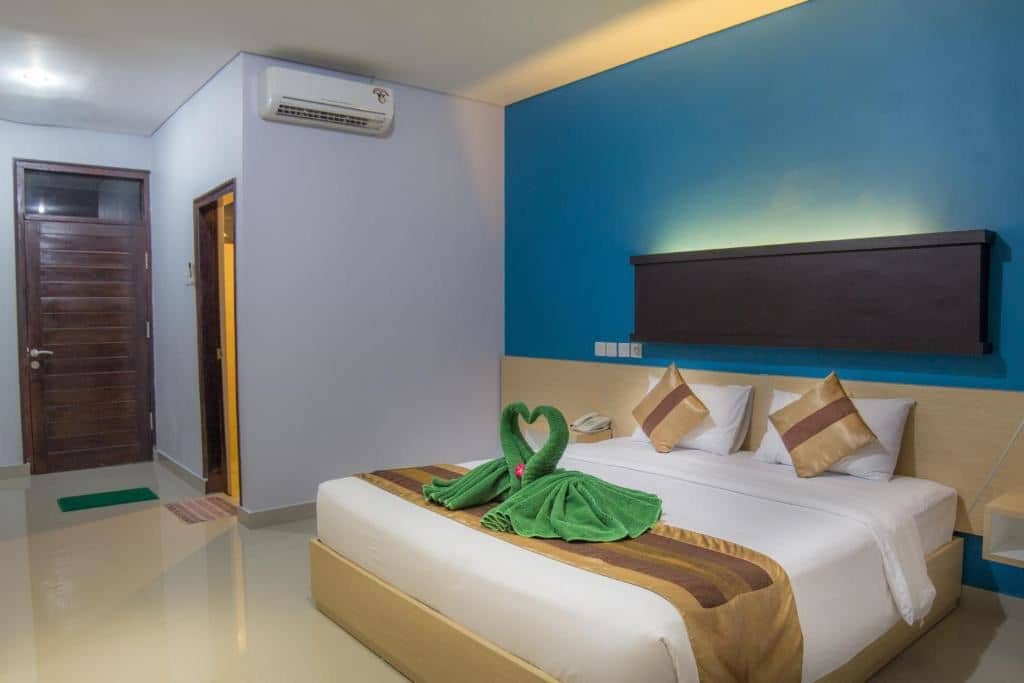 rooms-deluxe-room