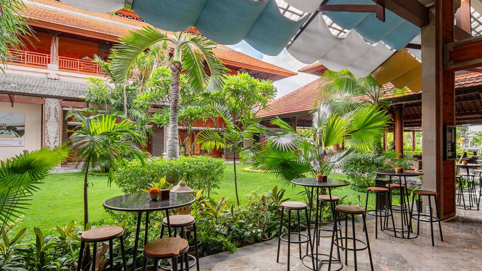 bars-lobby-lounge