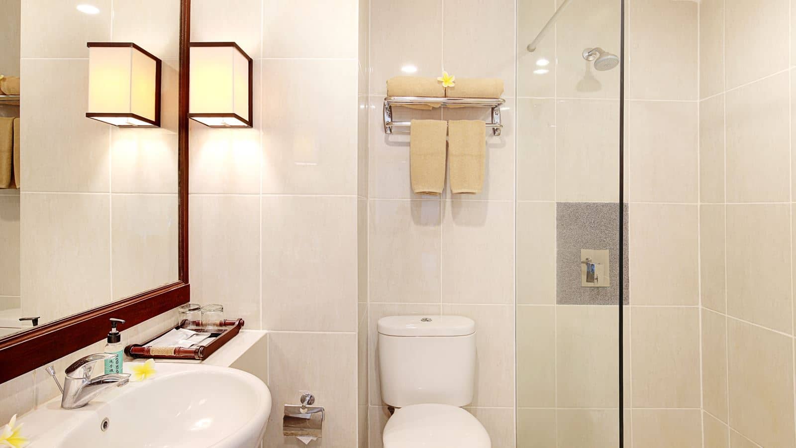 rooms-superior-room