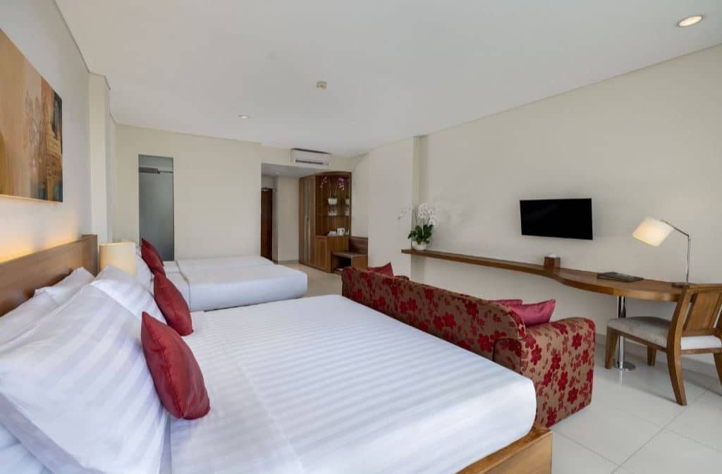 rooms-family-room