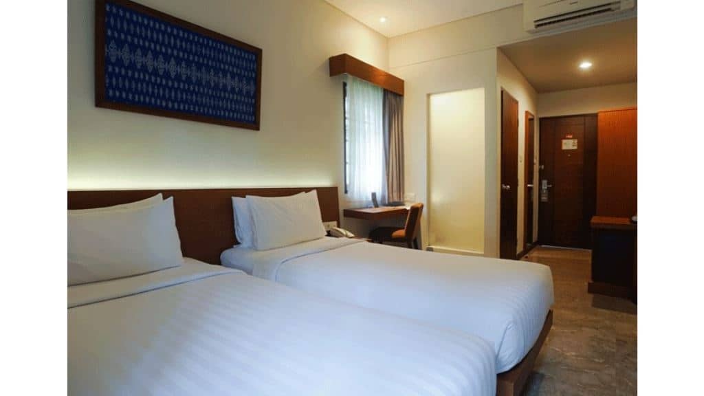 rooms-superior-room