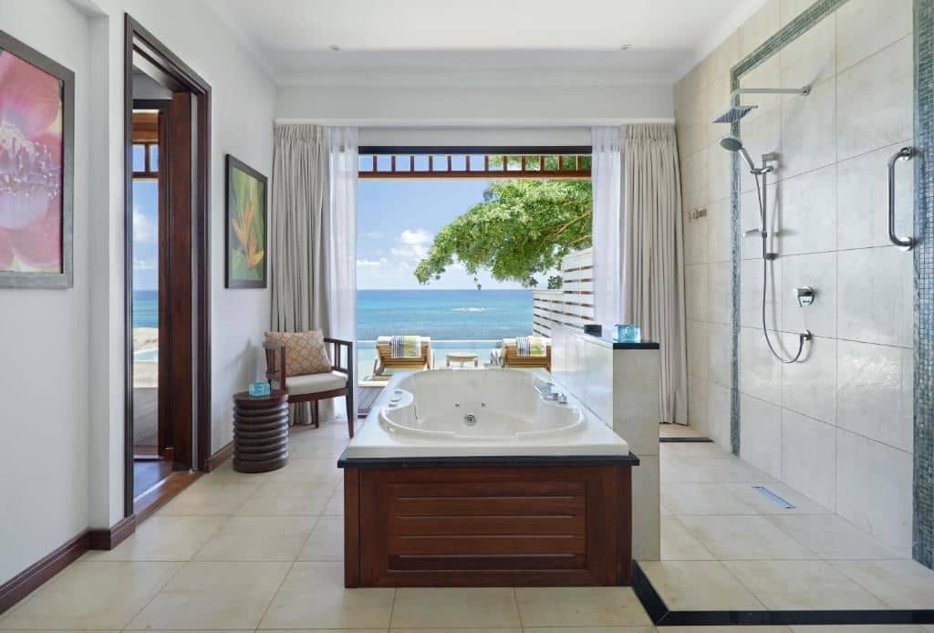 rooms-grand-ocean-view-villa-with-infinity-pool