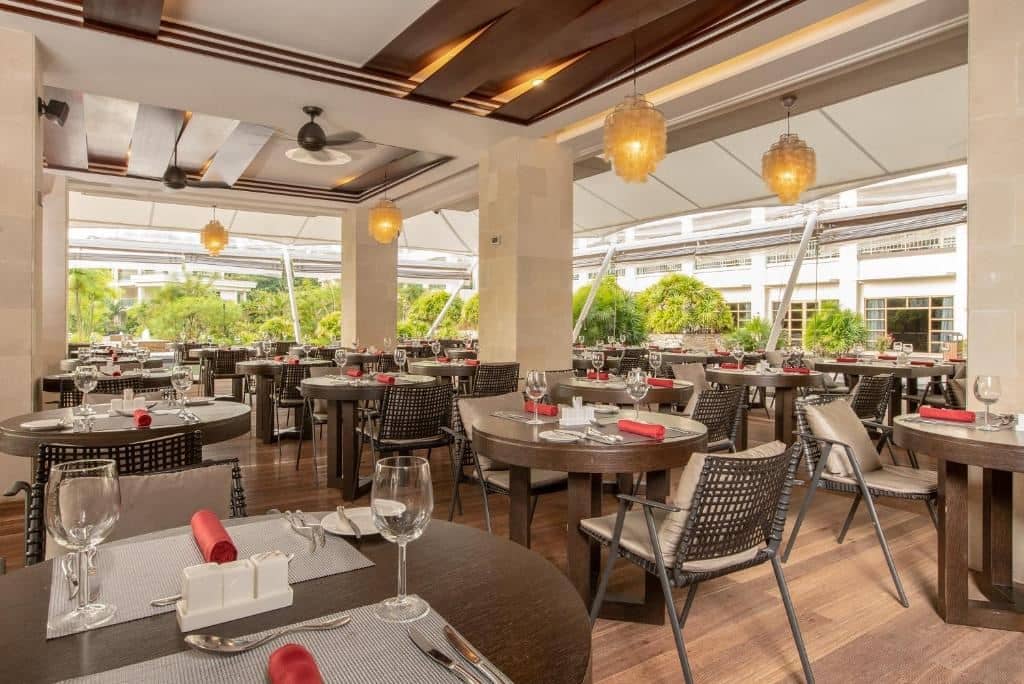 restaurants-restaurants