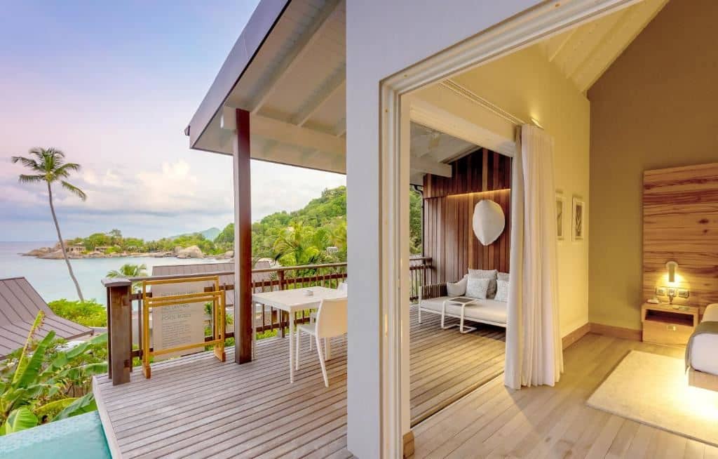 rooms-ocean-view-pool-chalet