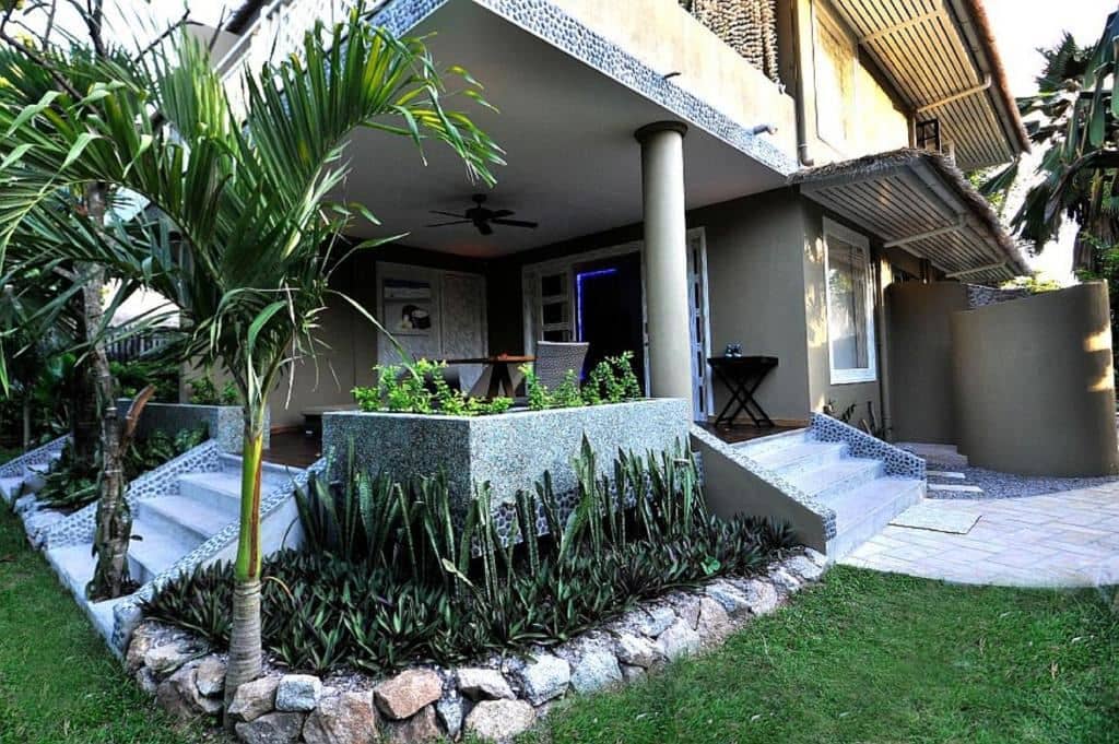 rooms-garden-villa
