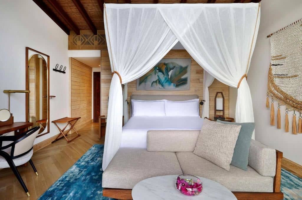 rooms-king-deluxe-room