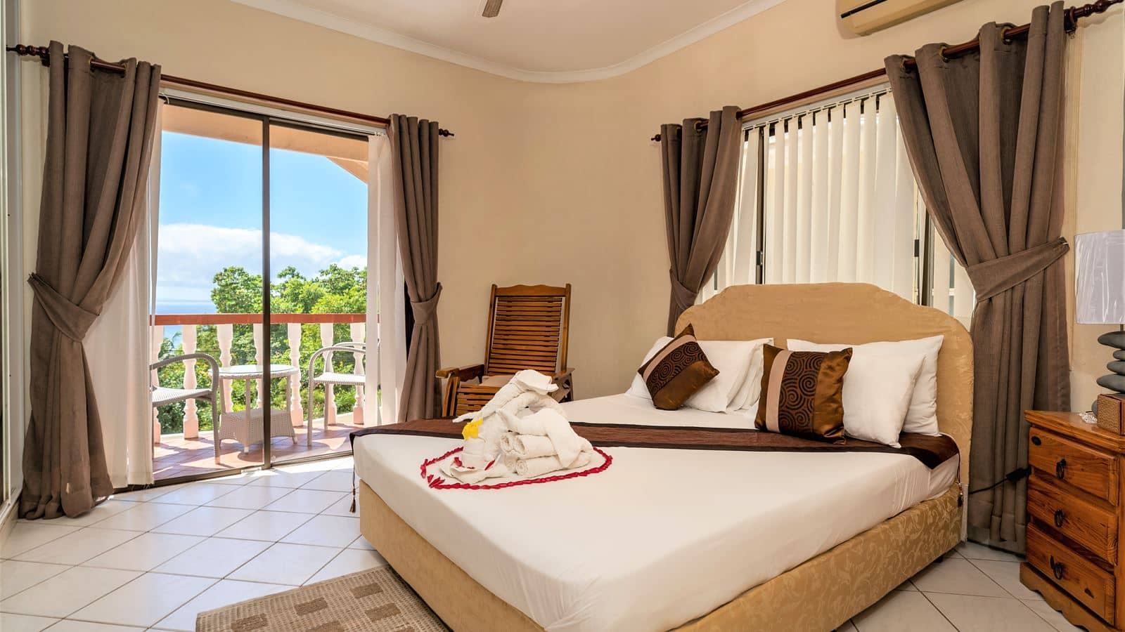 rooms-family-suites