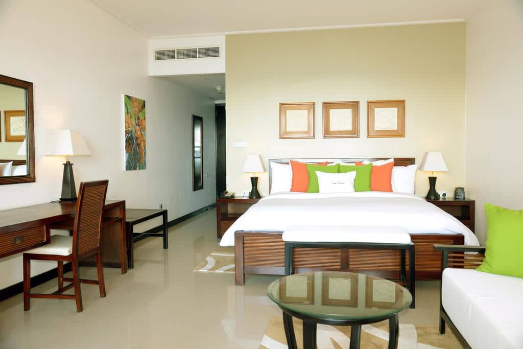 rooms-king-deluxe-ocean-view