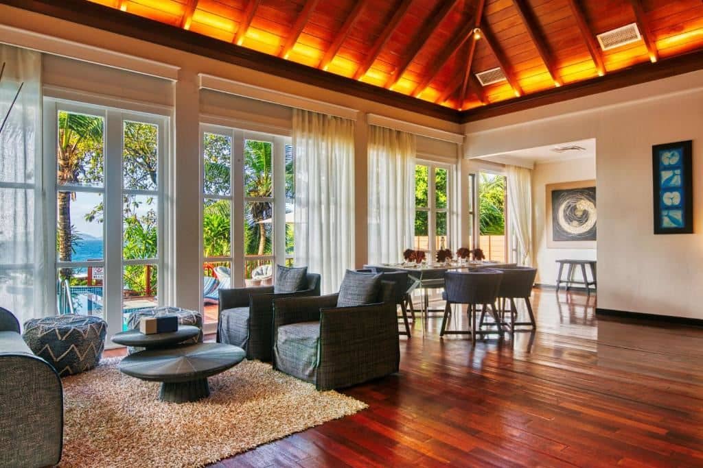 rooms-two-bedroom-silhouette-estate