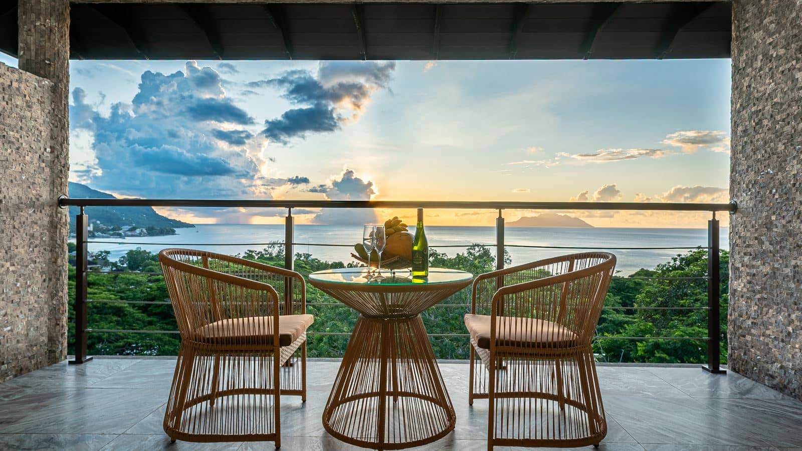 rooms-ocean-view-deluxe-room