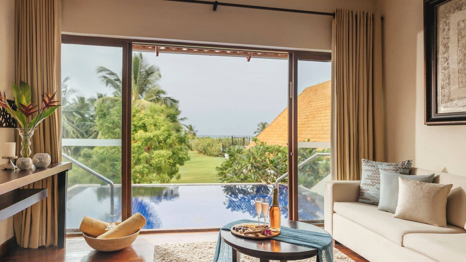 rooms-bay-suite