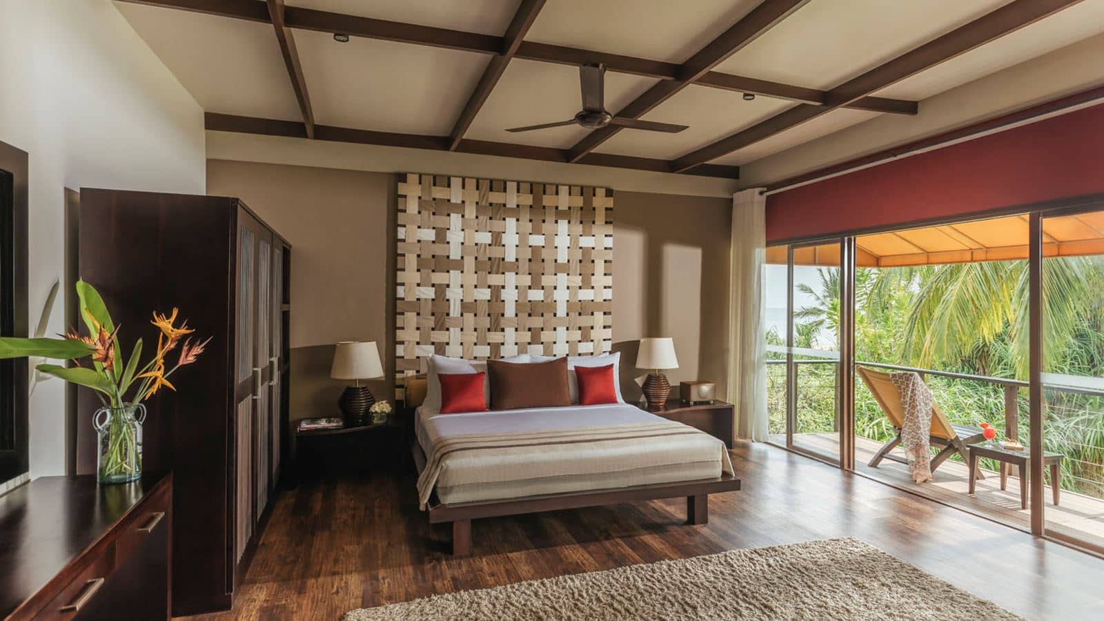 rooms-beach-villa