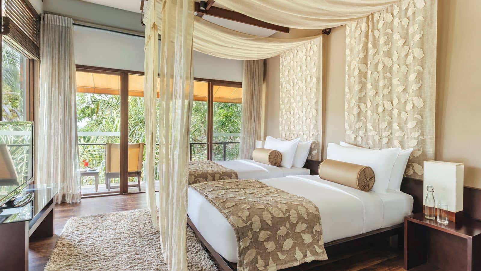 rooms-beach-villa
