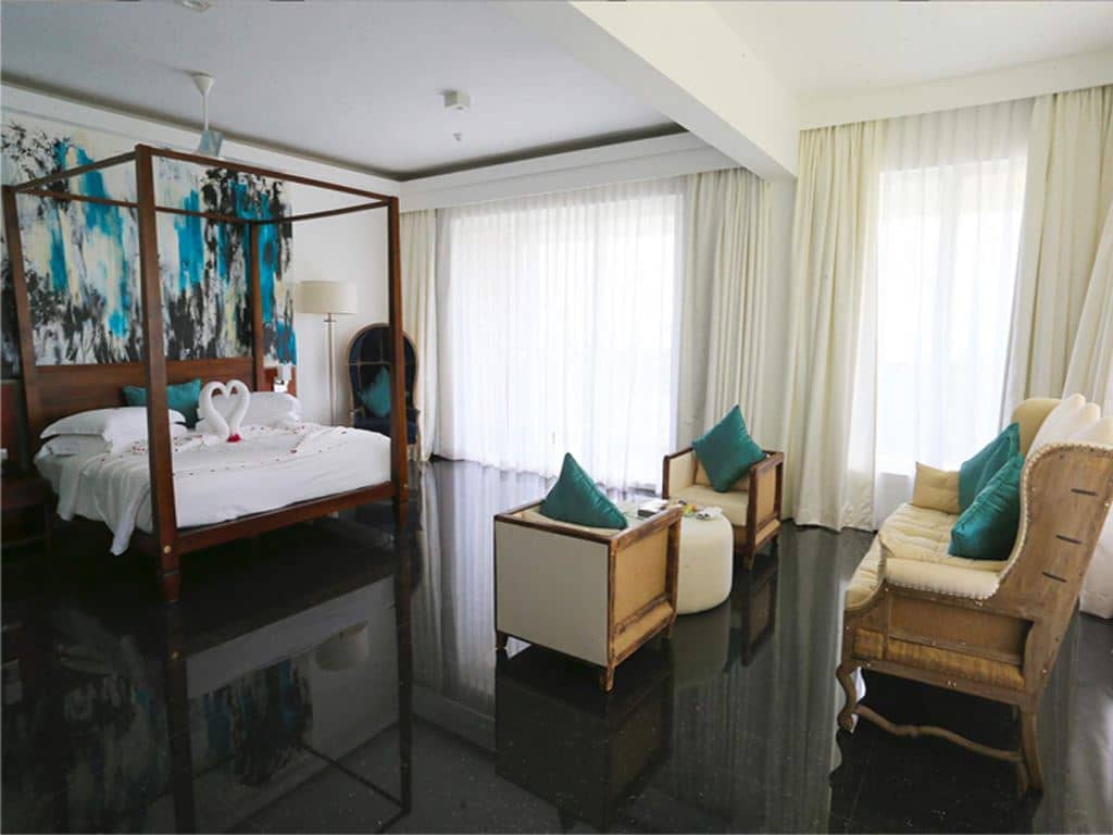bars-the-lobby-bar