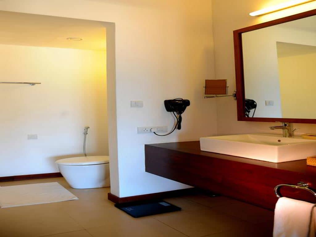 rooms-superior-room