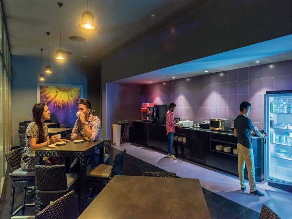 bars-after-hours