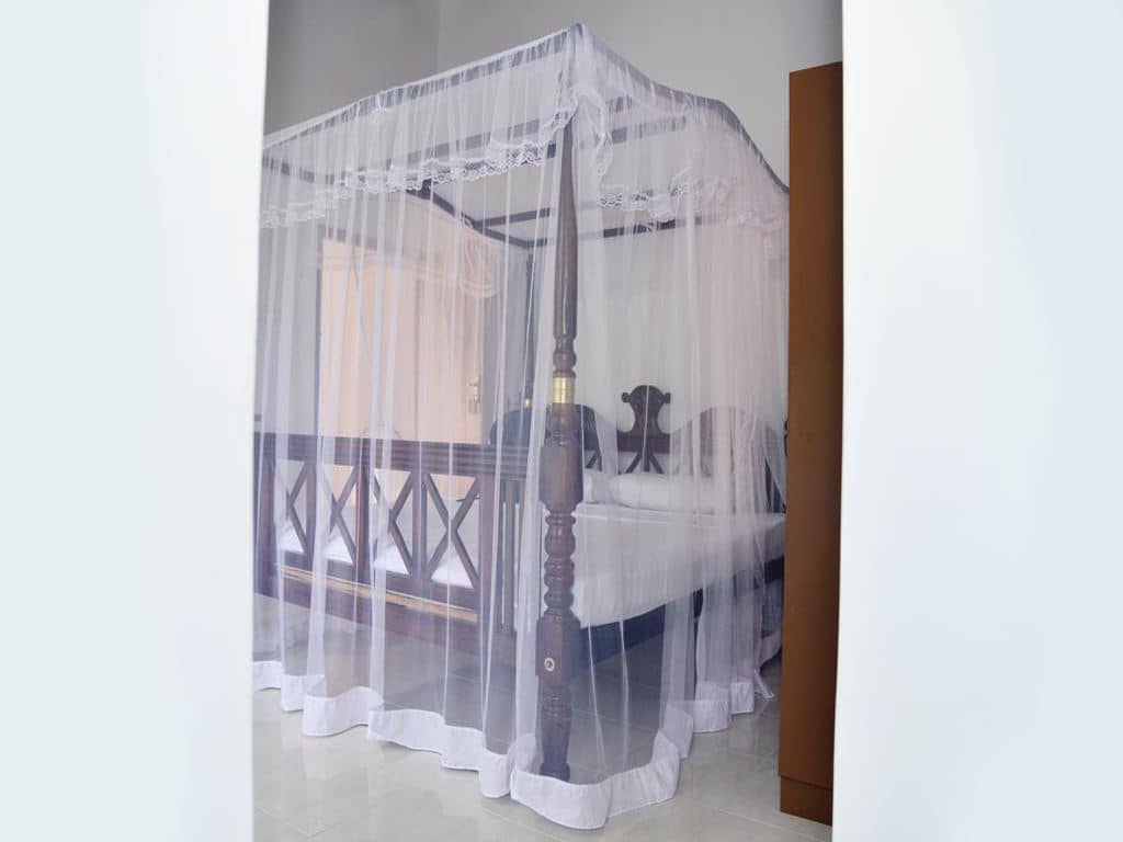 rooms-deluxe-room-ac-with-tv