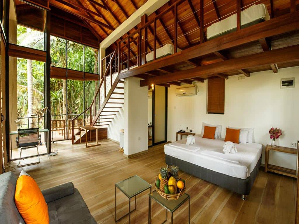rooms-ac-family-villa-with-atique