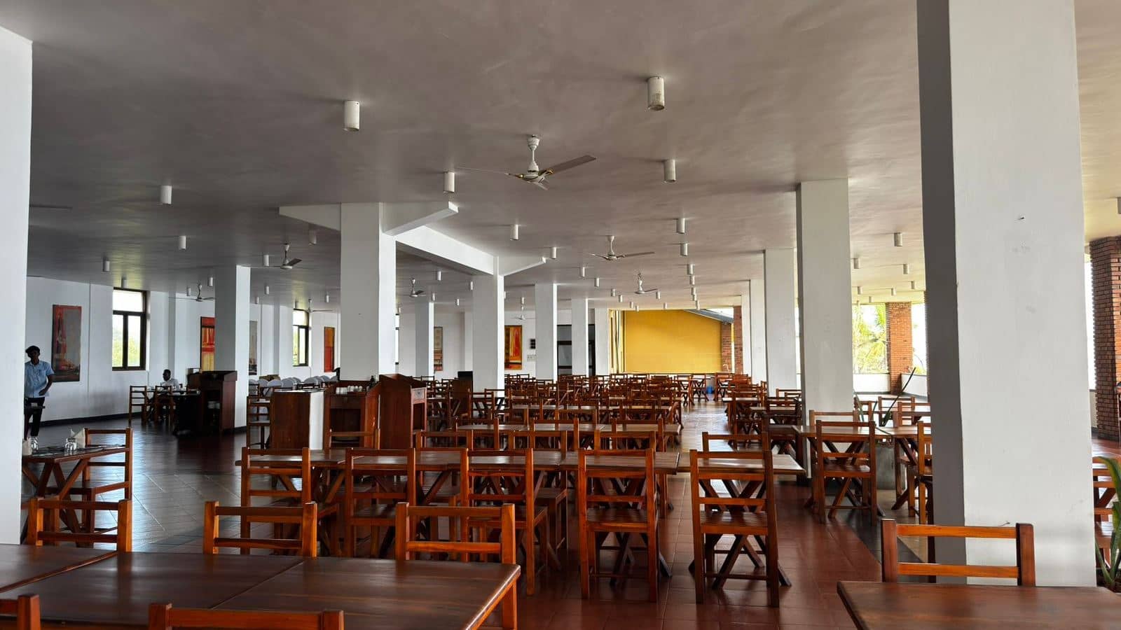 restaurants-main-restaurent