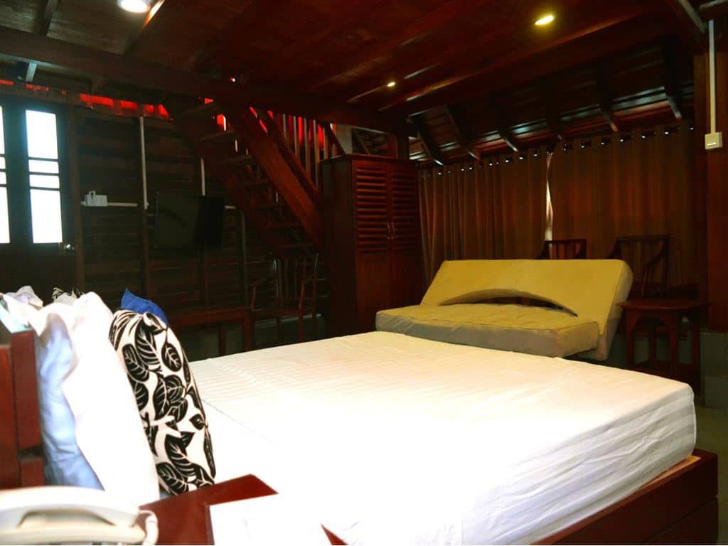 rooms-family-room