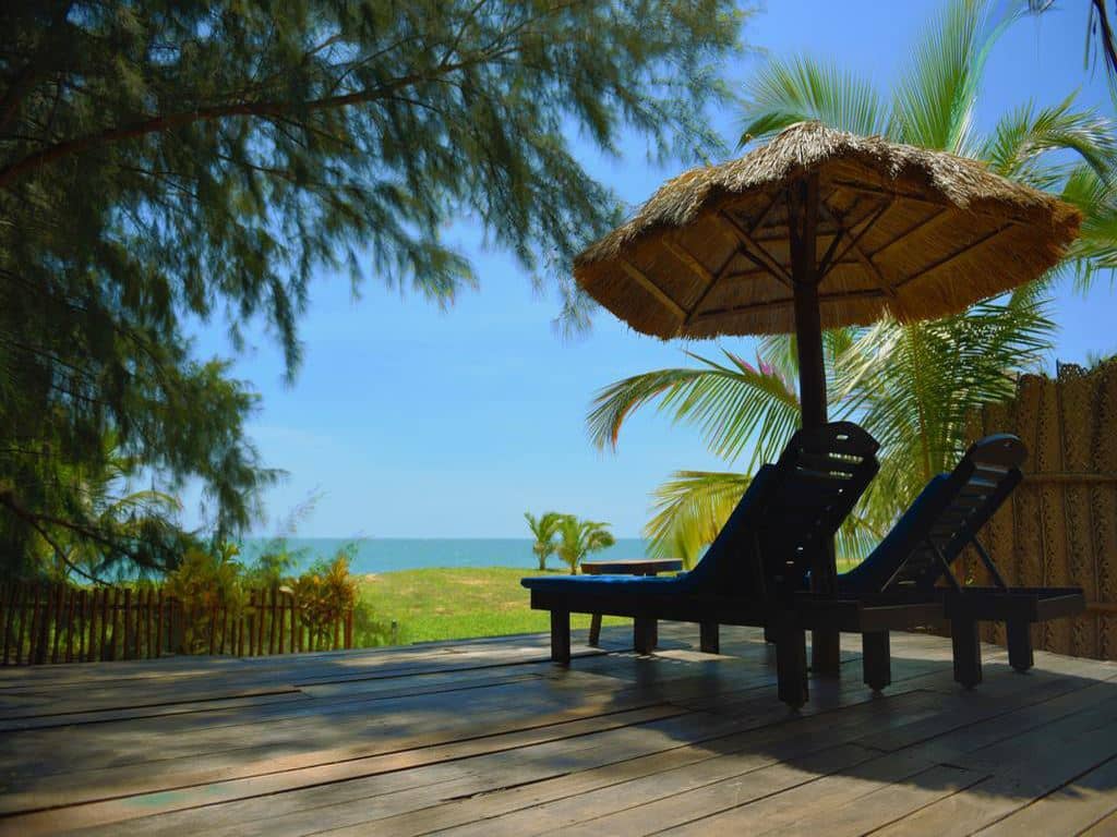 rooms-beach-cabana
