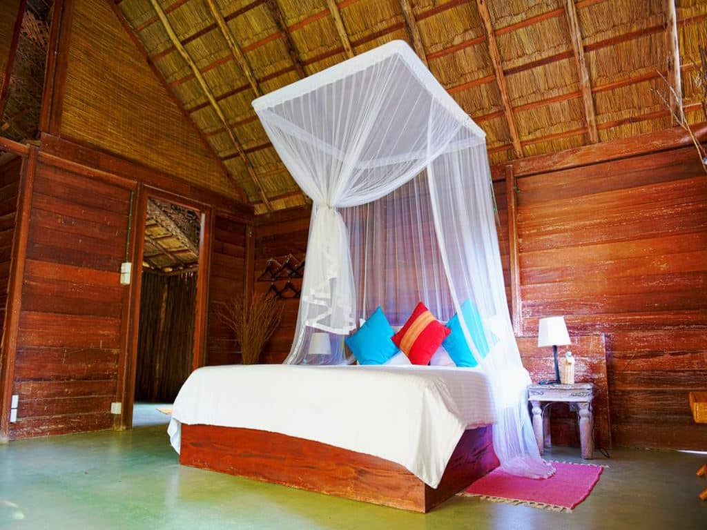 rooms-garden-cabana