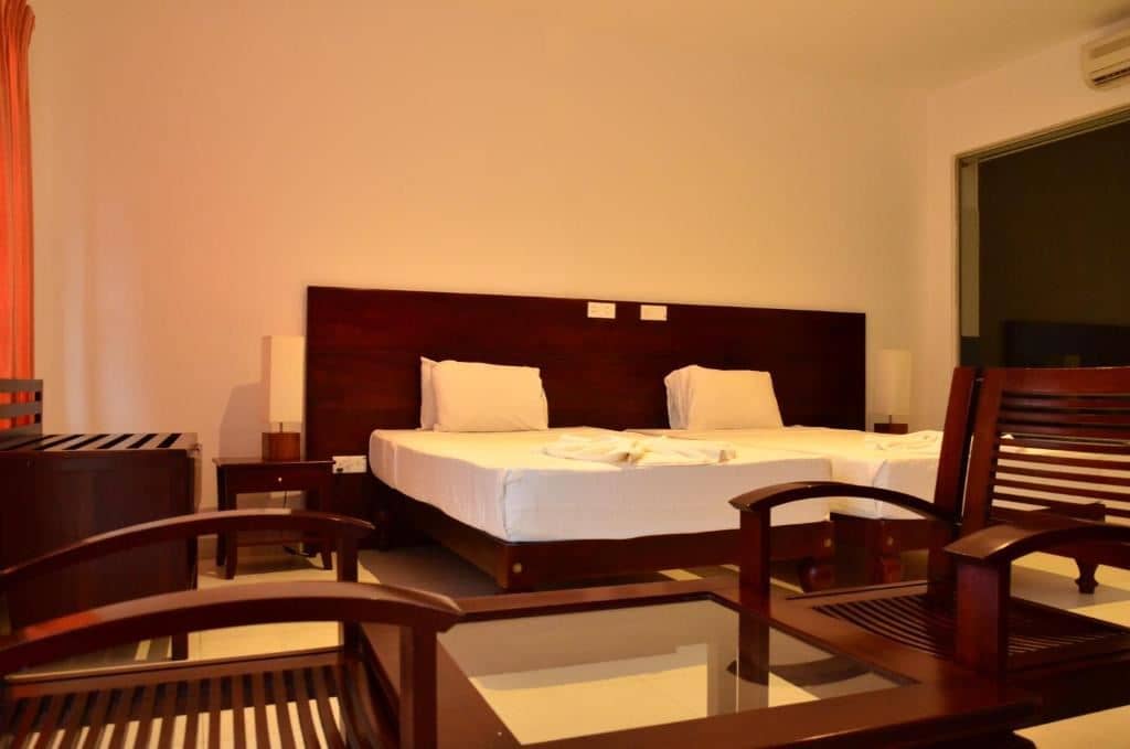 rooms-standard-room