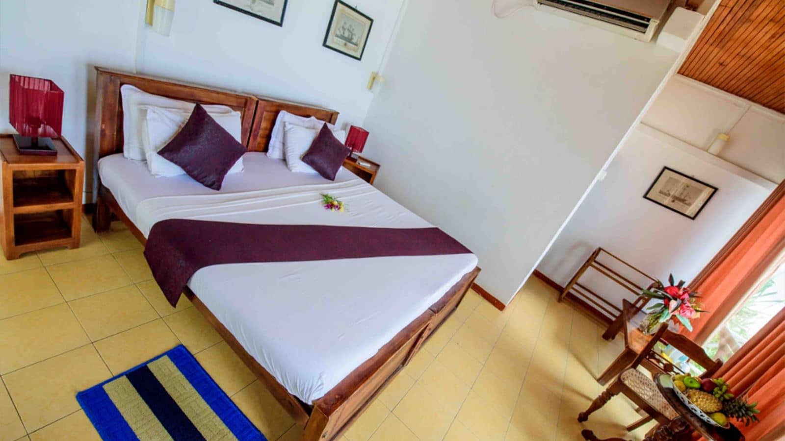 rooms-standard-room