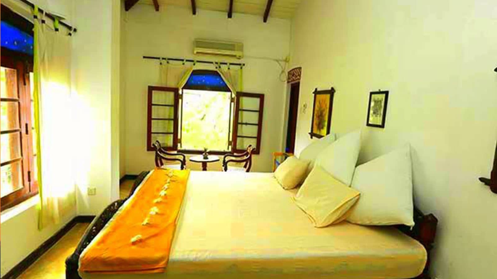 rooms-standard-room