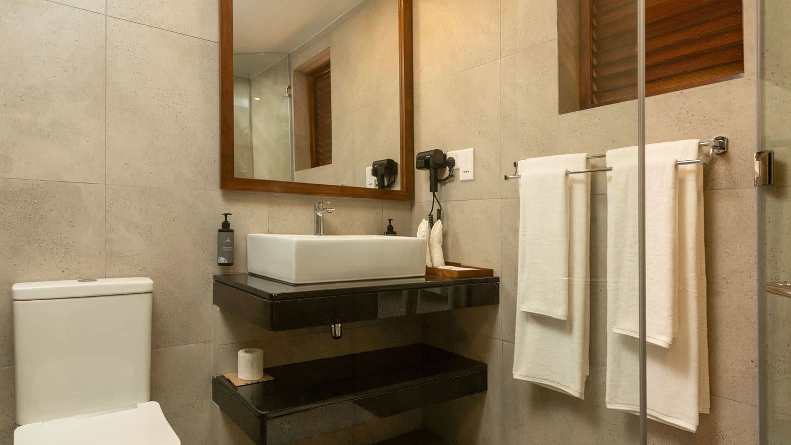 rooms-family-room