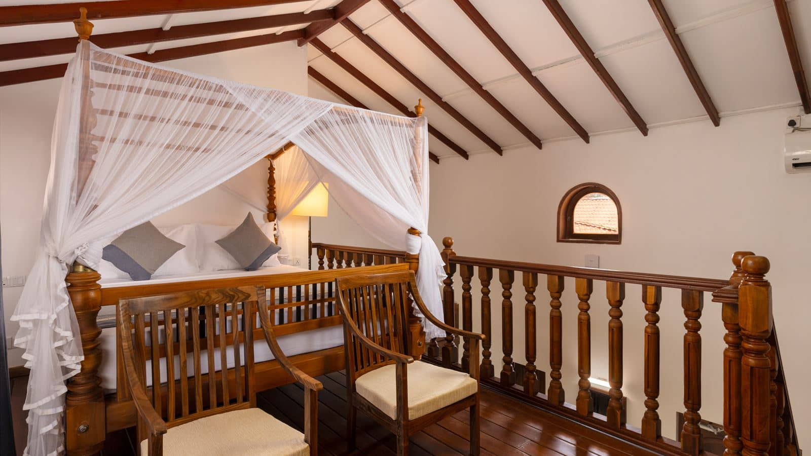 rooms-family-room