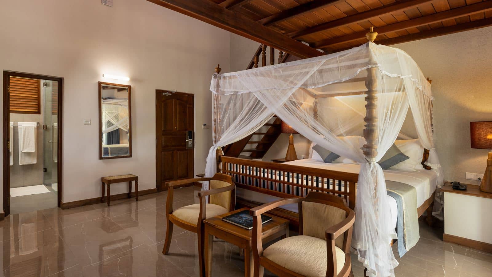rooms-superior-sea-view-room