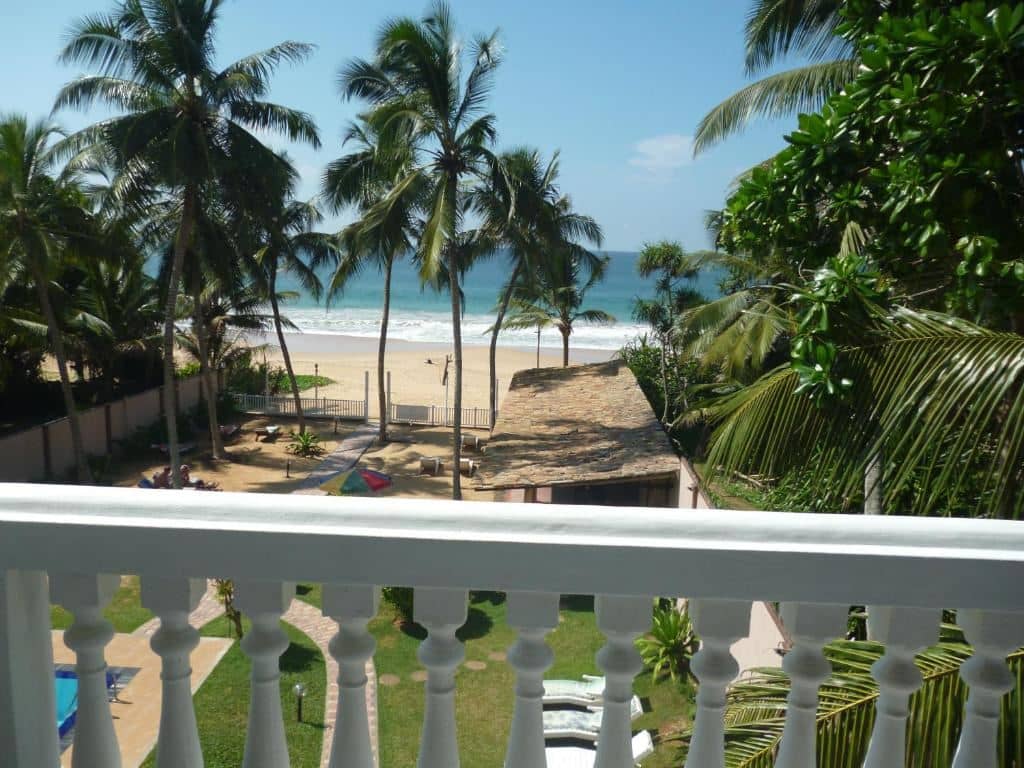 rooms-room-sea-view