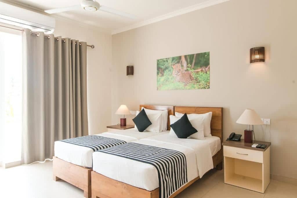 rooms-standard-room