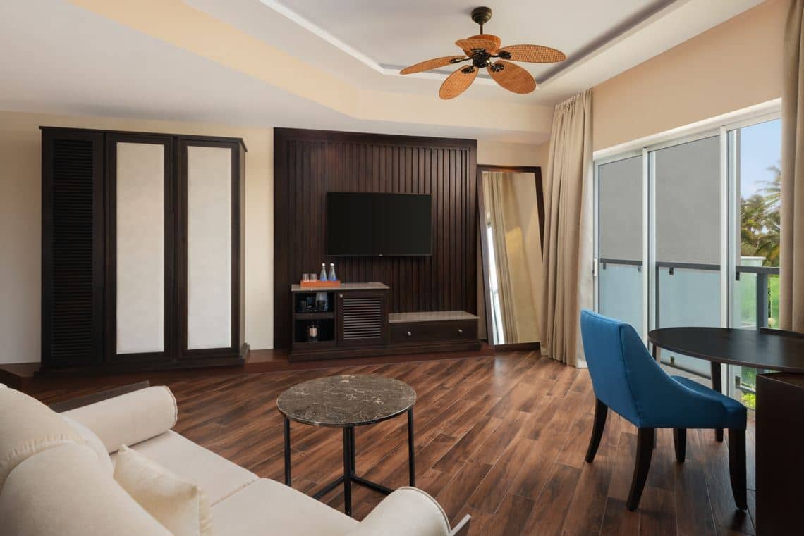 rooms-junior-ocean-view-suite