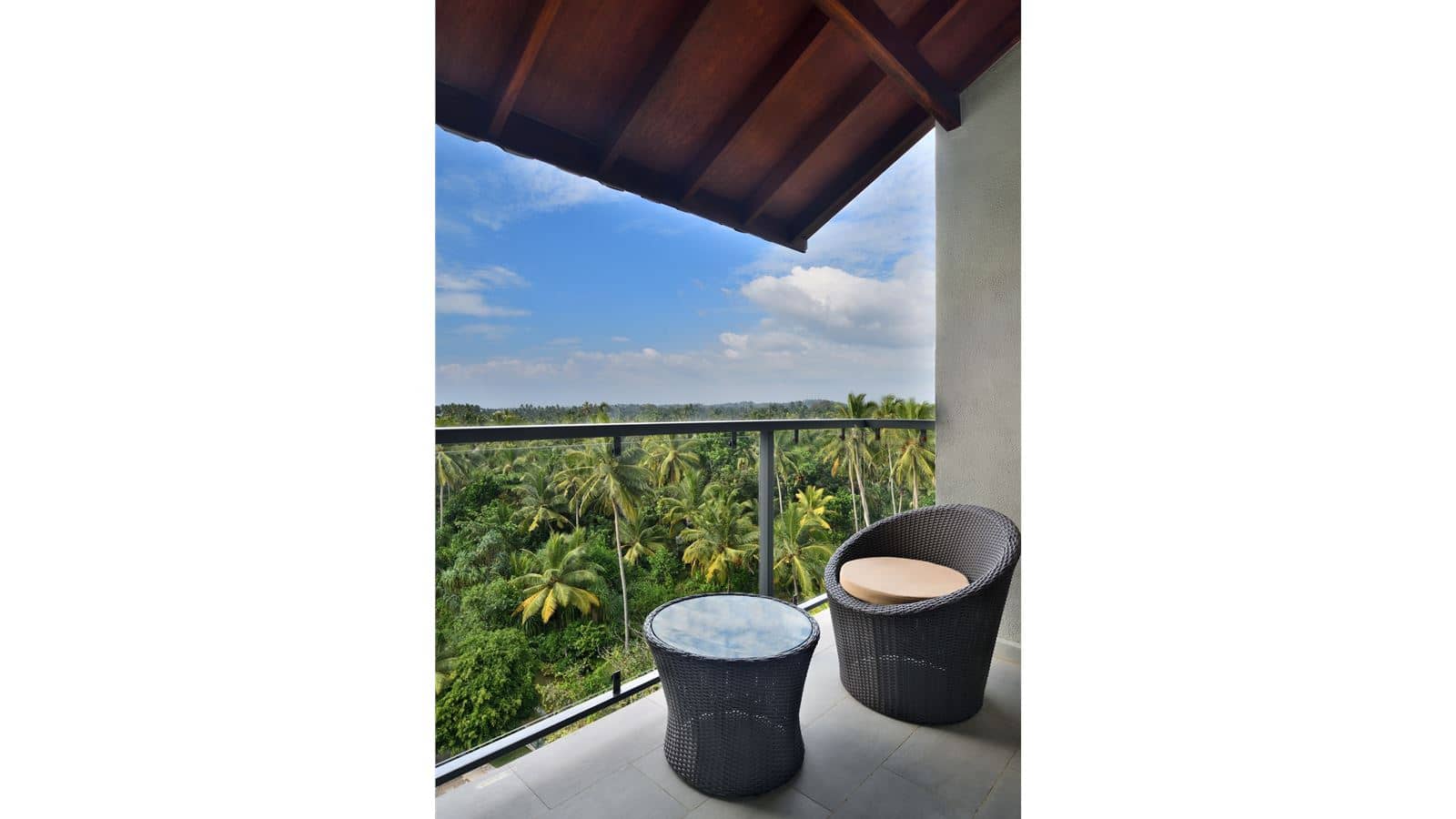 rooms-deluxe-garden-view